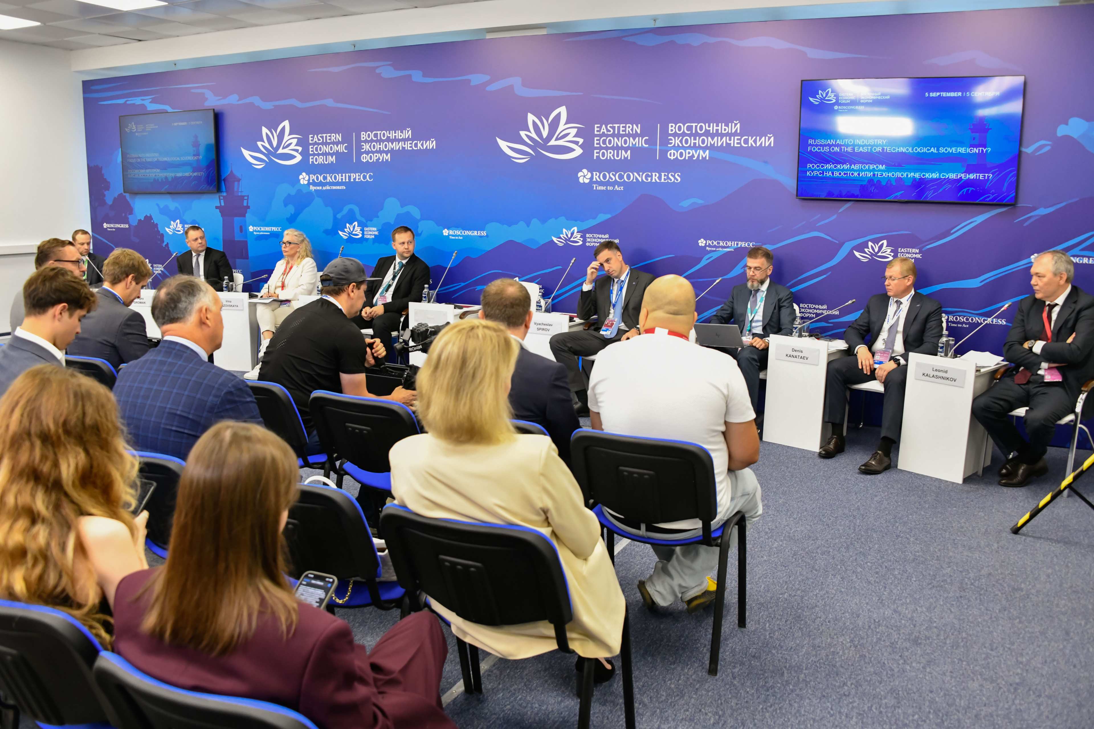 Российский автопром: курс на Восток или технологический суверенитет?