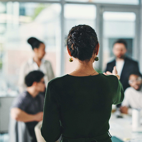 Женская карьера: преграды на пути к лидерству