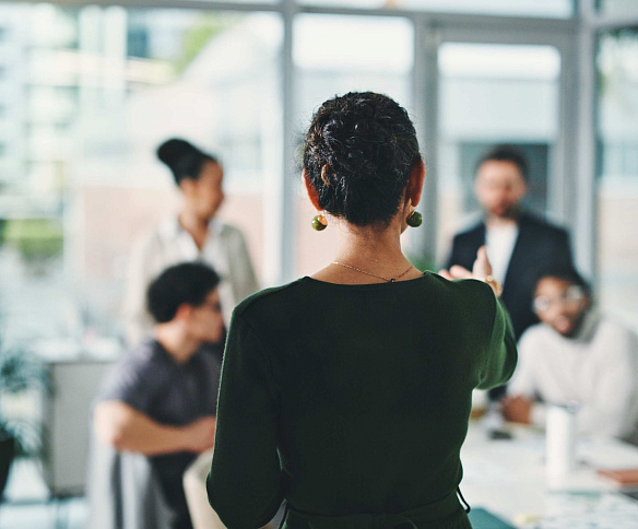 Женская карьера: преграды на пути к лидерству