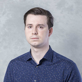 Дмитрий Зверев