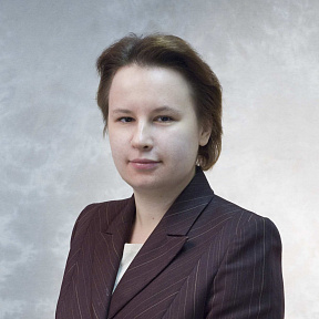 Александра Конова
