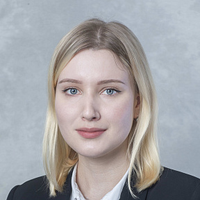 Арина Божьева