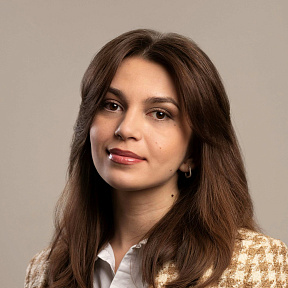 Елена Жанахова