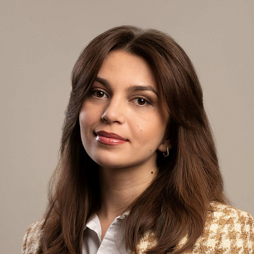 Елена Жанахова