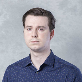 Дмитрий Зверев
